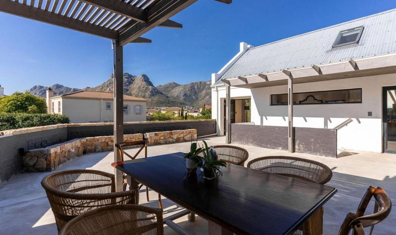 6 Bedroom Property for Sale in Hout Bay Western Cape